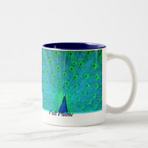 Penacho lleno de la "perla negra" taza de café