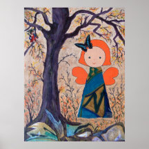 pequeño ángel divertido debajo del árbol grande poster