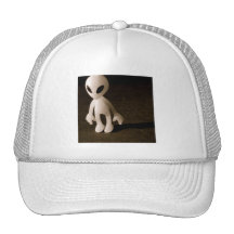 PEQUEÑO EXTRANJERO GORRO DE CAMIONERO