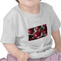 Peras rojas camisetas