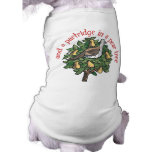 Perdiz en un peral camiseta de perro