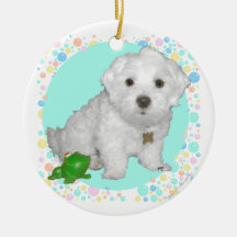 Perrito maltés con las burbujas ornamento para reyes magos