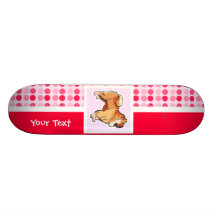 Perro chino de perro chino lindo tabla de patinar