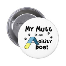 Perro de la agilidad del Mutt Pins