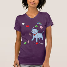 Perro de perrito azul con la flor y los juguetes -