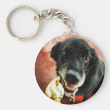 Perro que come el helado llavero personalizado