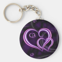 Personalice los corazones púrpuras elegantes llaveros personalizados