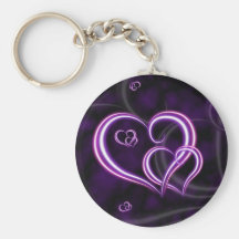 Personalice los corazones púrpuras elegantes llaveros personalizados