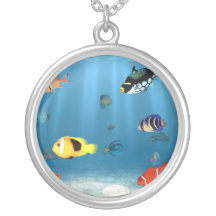 Pescados en el océano grimpola