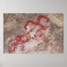 Petroglifo de cuernos grande de las ovejas del des poster