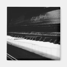 Piano viejo iman de nevera
