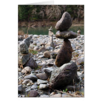 Piedras apiladas tarjetas