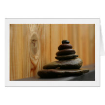Piedras y madera de la meditación del mojón tarjeta
