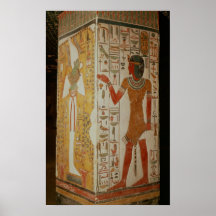 Pilar que representa Osiris y llevar del sacerdote Poster