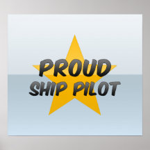 Piloto orgulloso de la nave poster