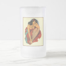 Pin de los años 50 encima de la taza