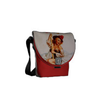 Pin del bombero de Gil Elvgren del vintage encima  Bolsas De Mensajeria