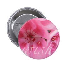 Pin rosado de la broche de la flor del geranio del