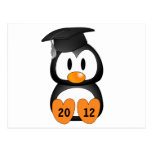 Pingüino adaptable de la graduación tarjetas postales