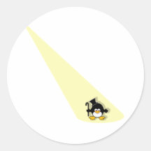 Pingüino en el proyector pegatina redonda