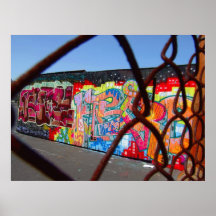 Pintada y cadenas posters