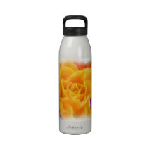Pintura del ramo del rosa amarillo y de la flor botellas de beber