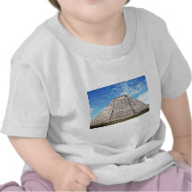 Pirámide del mago, ANUNCIO del estilo 500 de Puuc, Camisetas