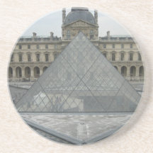 Pirámide en el Louvre Posavasos Cerveza