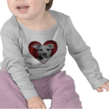 Pitbull con el corazón camisetas