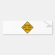 Placa de calle de la parada de autobús escolar a c etiqueta de parachoque