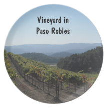 Placa: Escena del viñedo en Paso Robles en otoño Plato