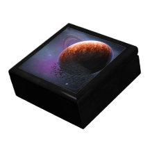 Planeta en el giftbox del espacio caja de recuerdo