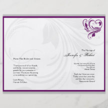 Plata y programa floral púrpura del boda del coraz tarjeton