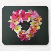 Plumeria en anillo del corazón en mousepad tapete de ratón