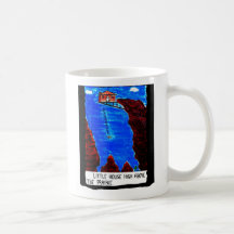 POCA CASA ALTA SOBRE EL PRAIRE TAZA DE CAFÉ