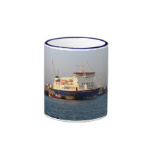 Podadoras del comodoro en el puerto de San Pedro,  Tazas De Café