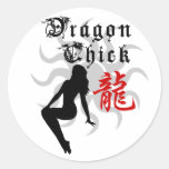 Polluelo chino del dragón del zodiaco etiqueta