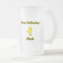 Polluelo de la recogida de moneda taza de café