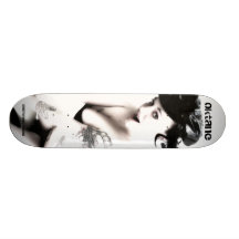 Polluelo punky modelo, Oktane, Hollywood llamada Patineta Personalizada