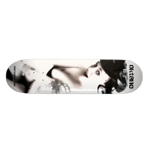Polluelo punky modelo, Oktane, Hollywood llamada Patineta Personalizada