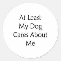 Por lo menos mis cuidados del perro sobre mí pegatinas  