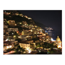 Positano en la noche postal