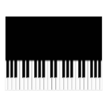Postal - blanco del negro del teclado de piano