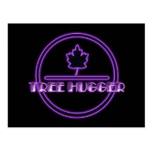 Postal de Hugger del árbol