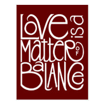 Postal del blanco de la balanza del amor