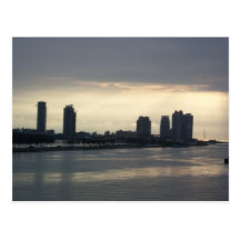 Postal del horizonte de la tarde