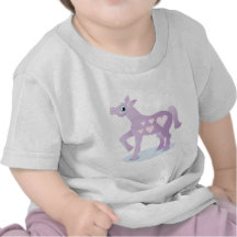Potro púrpura Prancing del KRW Camisetas