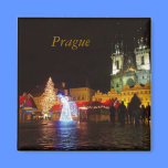 Praga en cuadrado de la noche de la Navidad imanes