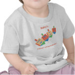 Primera camiseta de Chanukah/de Hannukah Dreidle