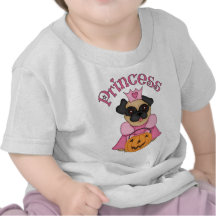 Princesa Pug del feliz Halloween con la calabaza Camisetas